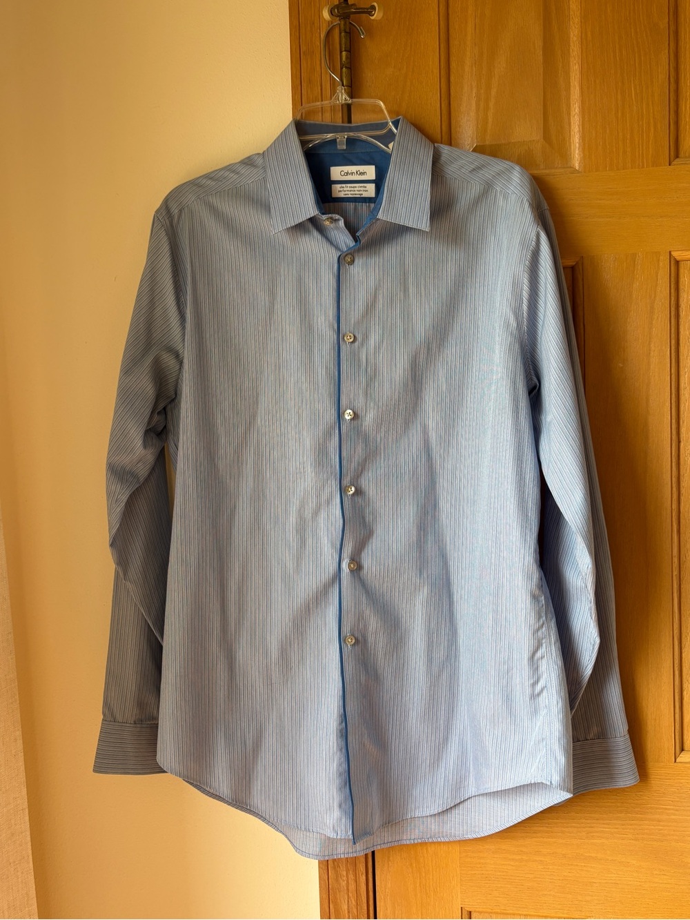 🤍Calvin Klein Men's Light Blue Stripe 👔🤍 size L